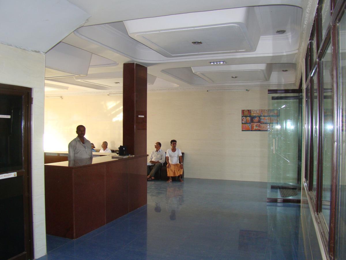 Sreeniketanam Lodge Mādhavaram 외부 사진